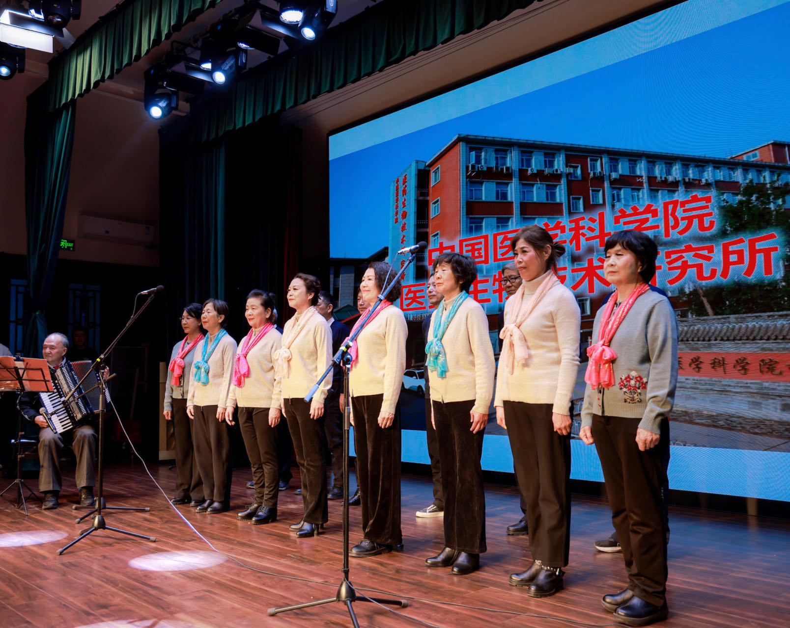 3.祖国不会忘记.jpg 3.祖国不会忘记.jpg