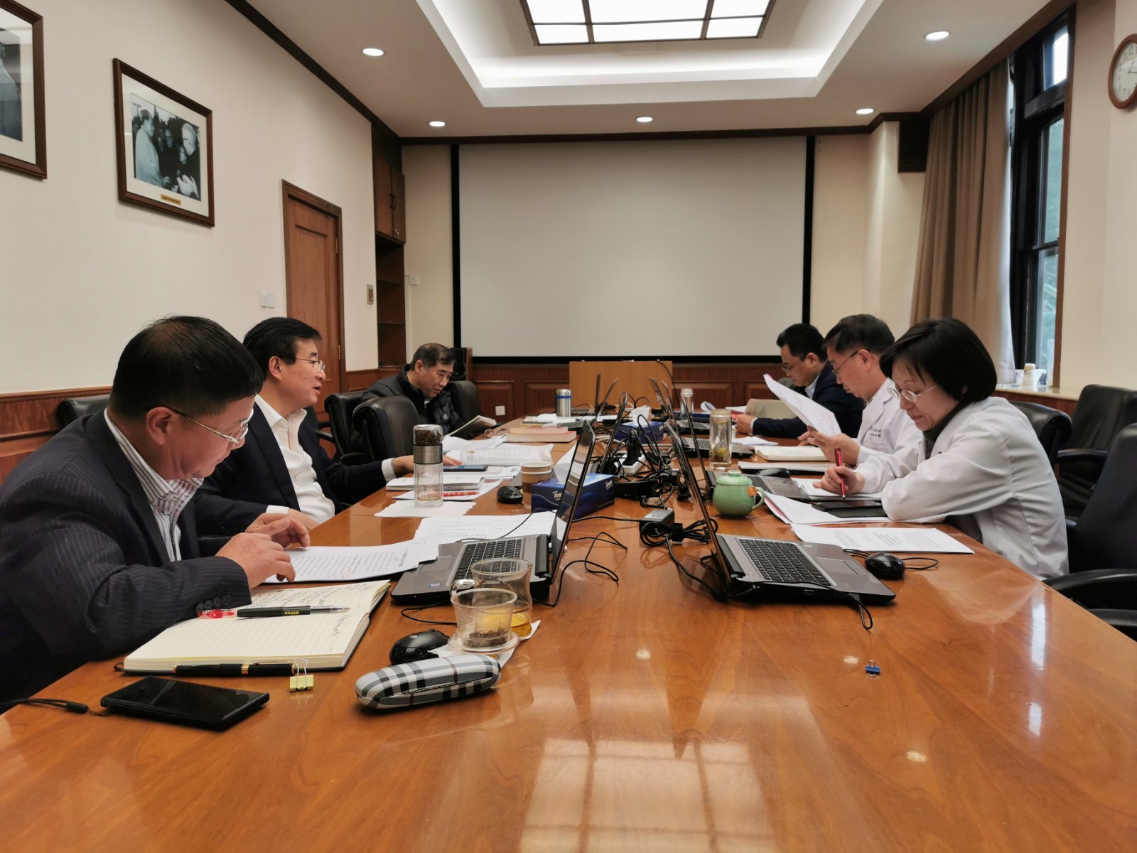 新闻图片2.jpg 新闻图片2.jpg