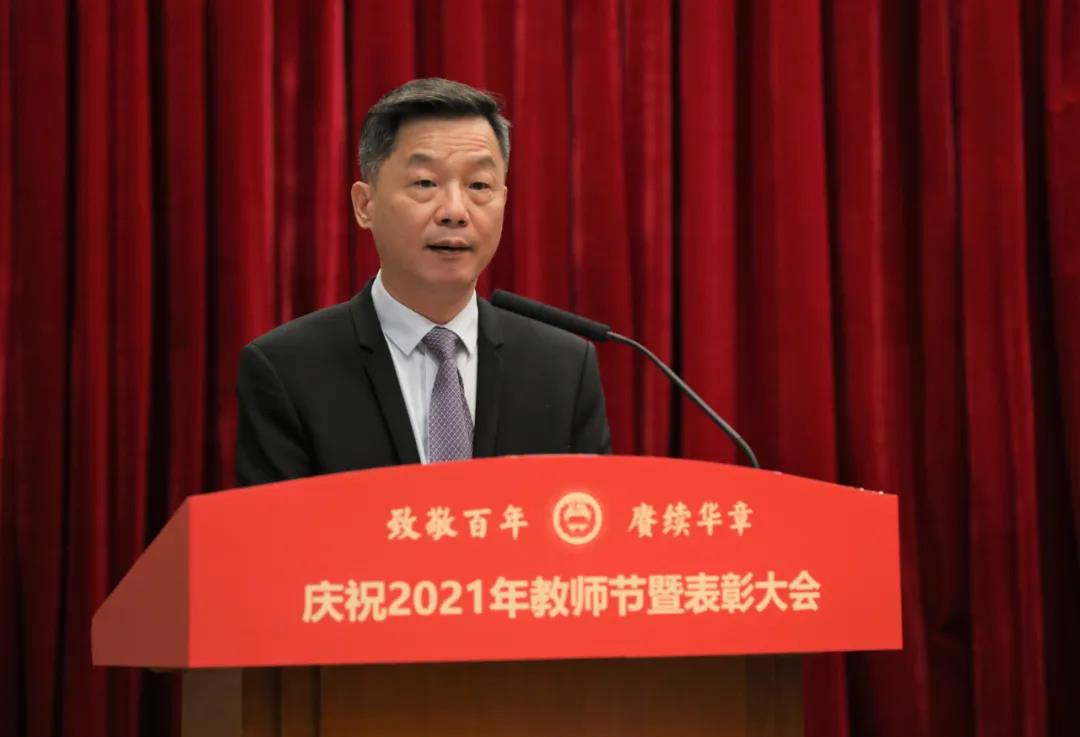 e4ea5146109c4f36aaaedc19f6fbc8eb.jpg 3.jpg