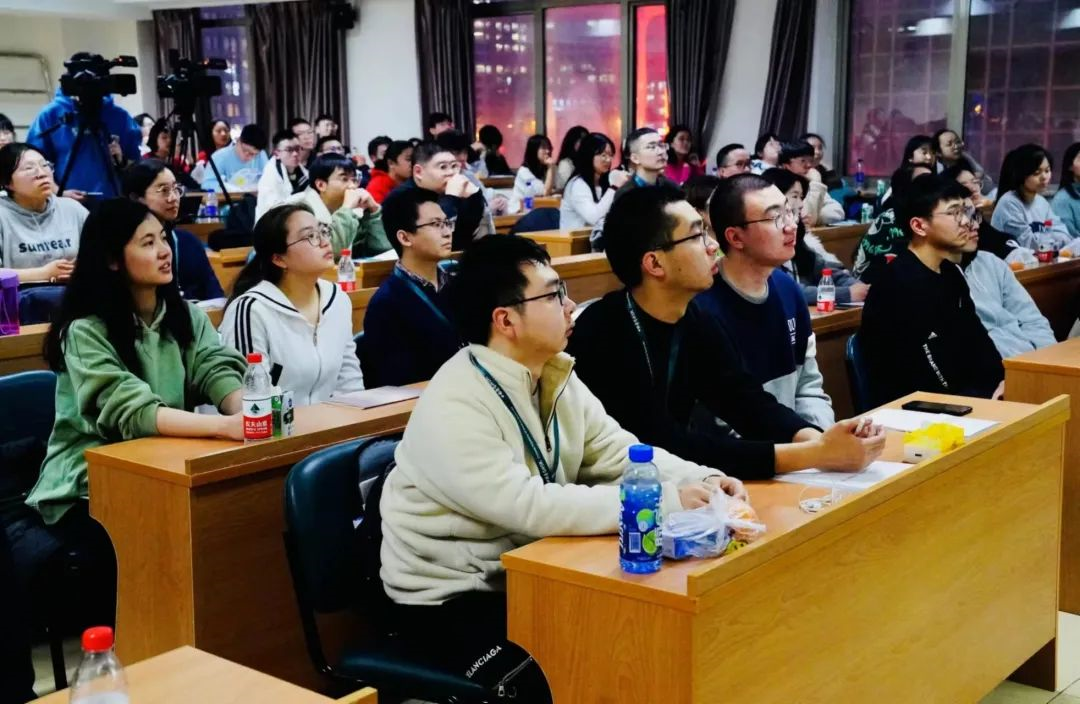 b4e400952fe74ff9b691b4e6684f5782.png b4e400952fe74ff9b691b4e6684f5782.png