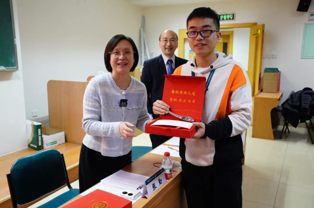 fe12b2c3014b490c8764af15c412adbb.png fe12b2c3014b490c8764af15c412adbb.png