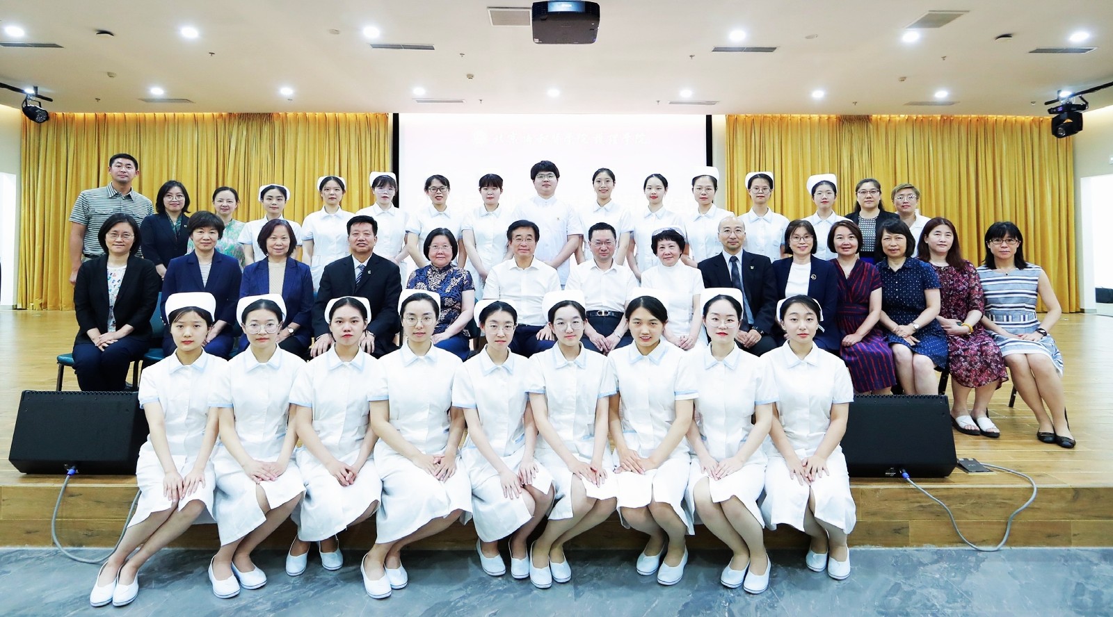 68a528adc767a2092caf2c45562f9b9.jpg 68a528adc767a2092caf2c45562f9b9.jpg