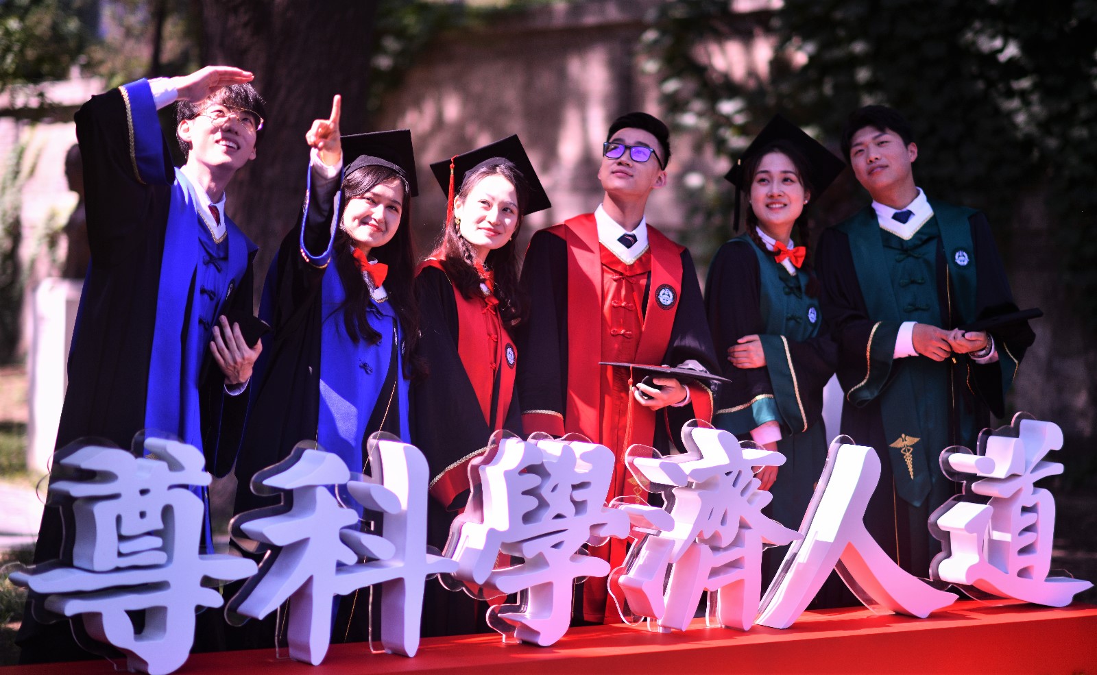 2DSC_4719选.jpg 2DSC_4719选.jpg